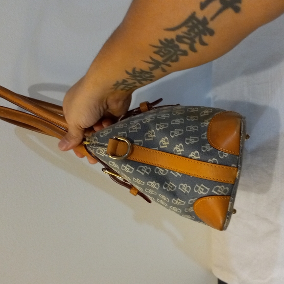 Dooney & Bourke bag - Picture 7 of 15